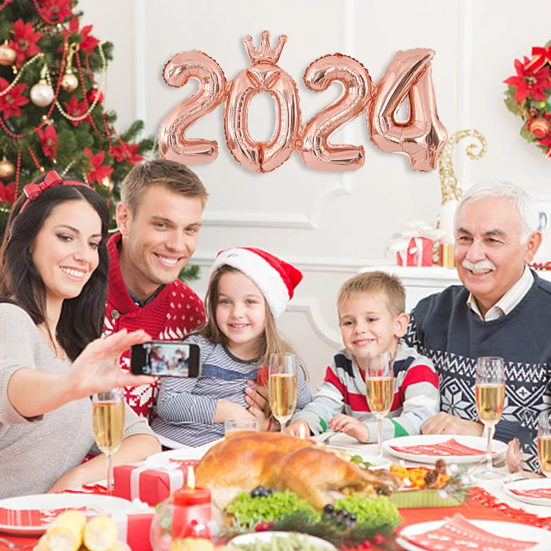 2024 Korona csatlakoztatott szám fólia lufi szett otthoni karácsonyra Újévi parti jelenet dekoráció felfújható léggömb