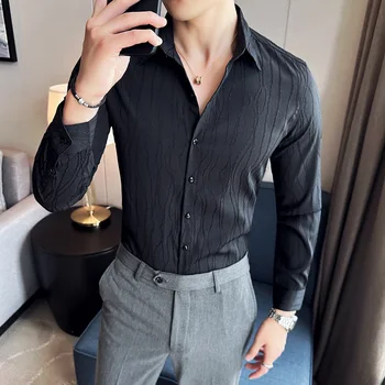 2023-Új férfi divat üzlet Gentleman koreai változat Trend egyszínű divat Lélegző, könnyű luxus csíkos inggel