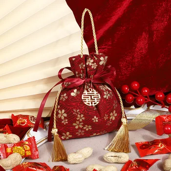 10db esküvői piros cukorka táska Kínai esküvői snack ajándékdoboz Ünnepi születésnapi zsúr Vintage húzózsinóros táskák Kézi ajándékok tárolása