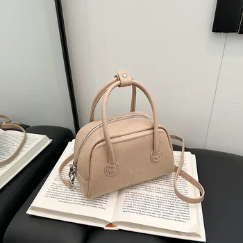 Kis táskák Népszerű nők 2024-ben Új divat Sokoldalú egyvállas pénztárcák és kézitáskák Crossbody táskák nőknek